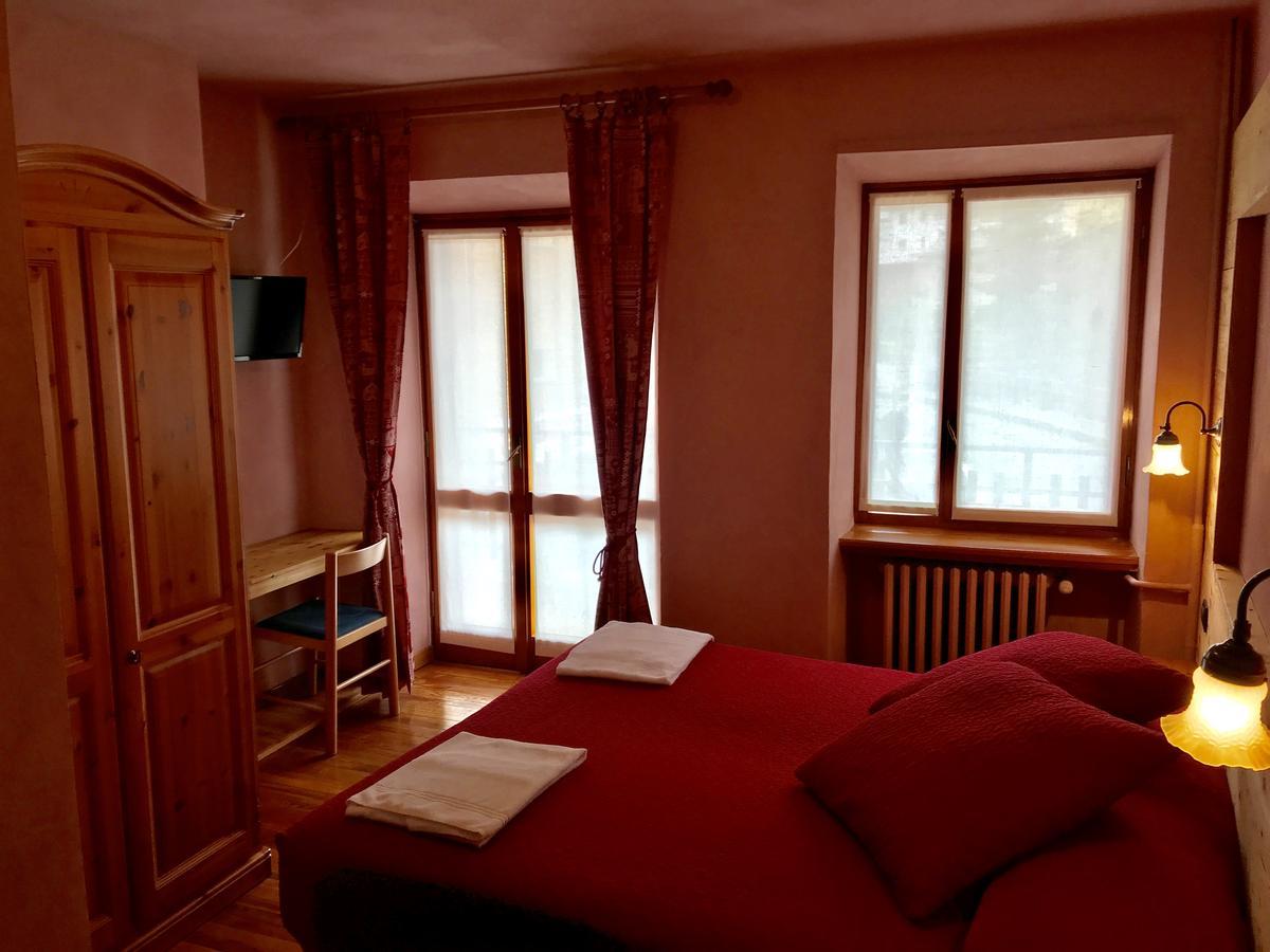 קריסולו Albergo Club Alpino מראה חיצוני תמונה